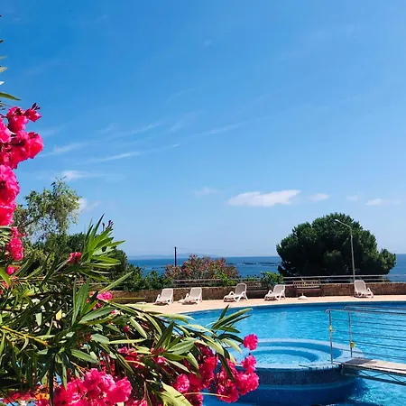 Confort Et Serenite, 2 Chambres, Piscine, *