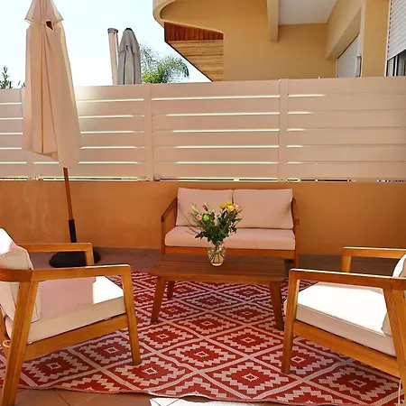 Confort Et Serenite, 2 Chambres, Piscine, Lägenhet