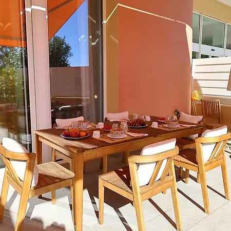 Confort Et Serenite, 2 Chambres, Piscine, * Ajaccio (Corsica)