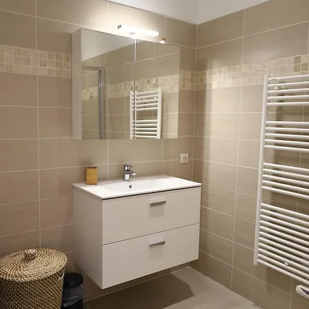 Confort Et Serenite, 2 Chambres, Piscine, *