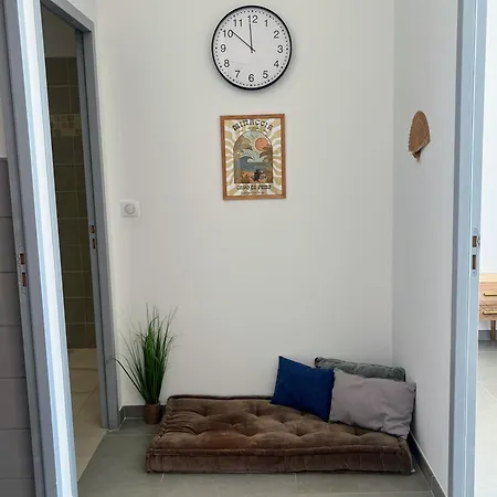 Bel Avec Piscine En Bord De Apartmán *