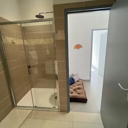 Bel Avec Piscine à 2 Pas De La *