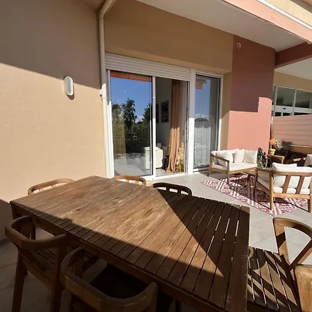 Bel Avec Piscine En Bord De Ajaccio (Corsica)