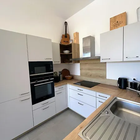 Bel Avec Piscine En Bord De * Ajaccio (Corsica)